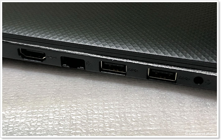 DELL Vostro3582 USB HDMI 有線LAN